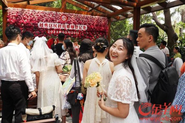2025年适合领结婚证的好日子查询及吉日推荐